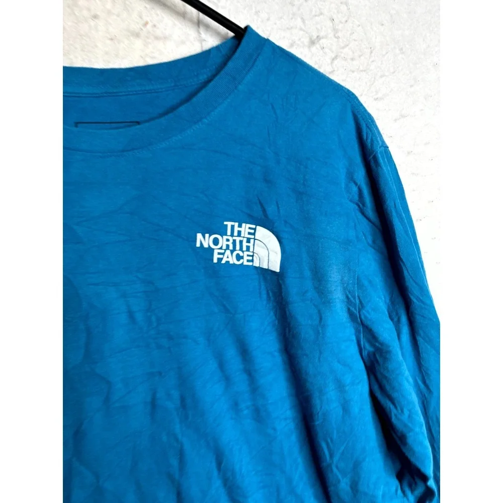 The North Face T Shirt Mens L Blue Circular Design Graphic Long Sleeve Crewneck